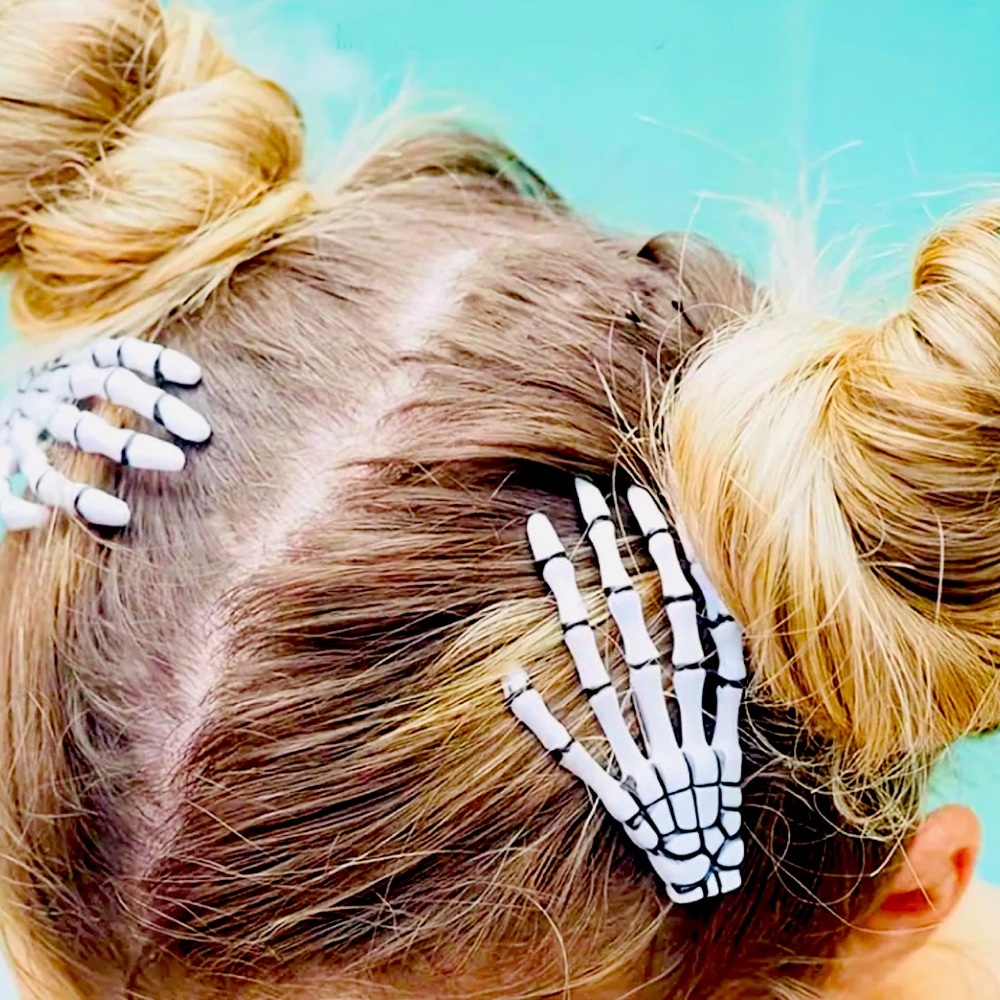New - *Halloween* - Vintage Skeleton Hand Hair Claw Clip
